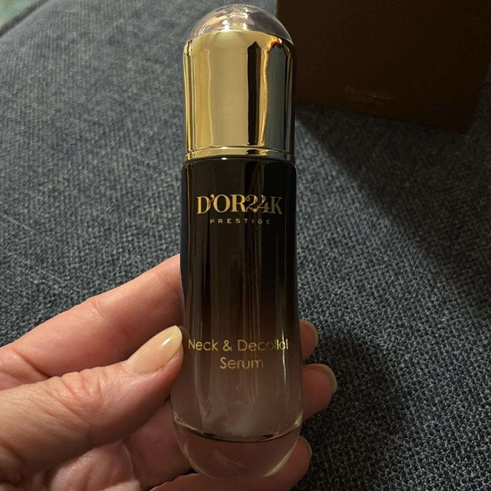 Dor Prestige Endless Beauty Neck & Décolleté Serum 1.35 fl oz BNIB - Picture 7 of 10